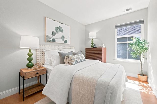 1052 Galley Lane, Foster City, CA 94404