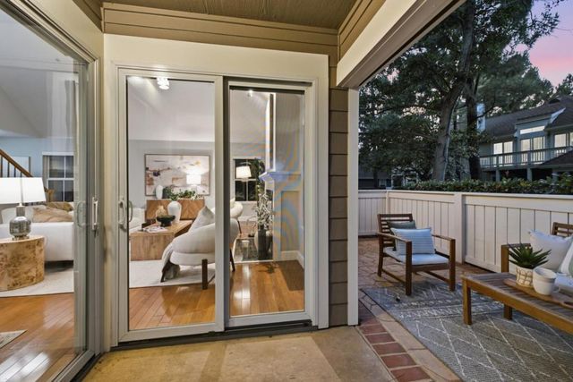 1052 Galley Lane, Foster City, CA 94404