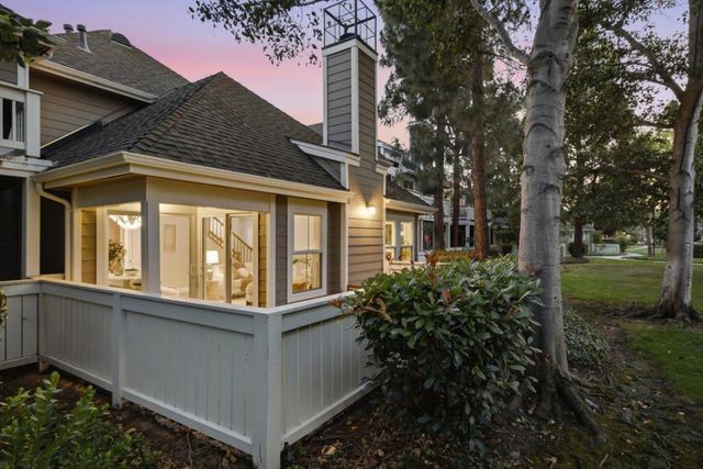 1052 Galley Lane, Foster City, CA 94404