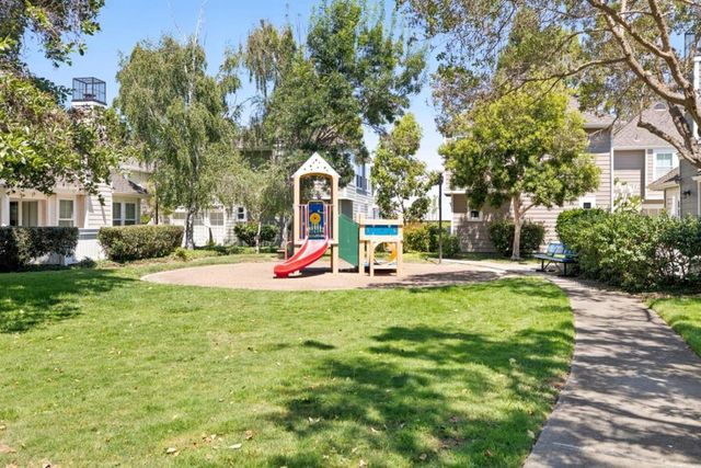 1052 Galley Lane, Foster City, CA 94404