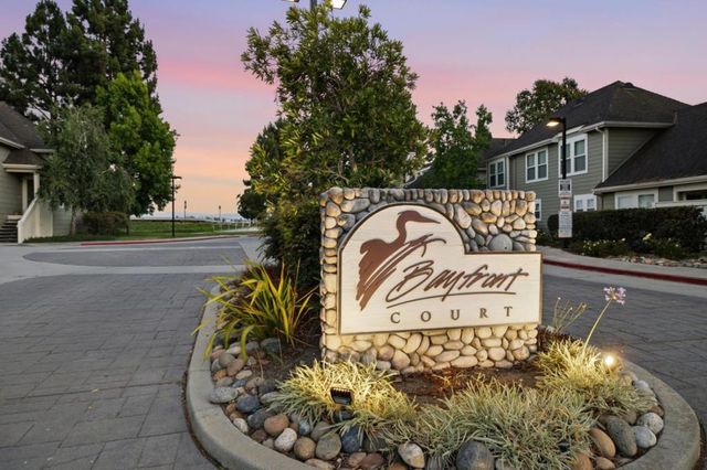 1052 Galley Lane, Foster City, CA 94404