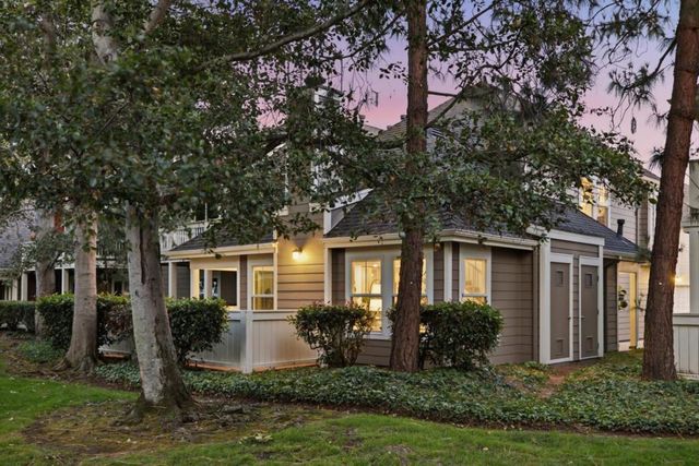 1052 Galley Lane, Foster City, CA 94404