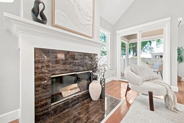 1052 Galley Lane, Foster City, CA 94404