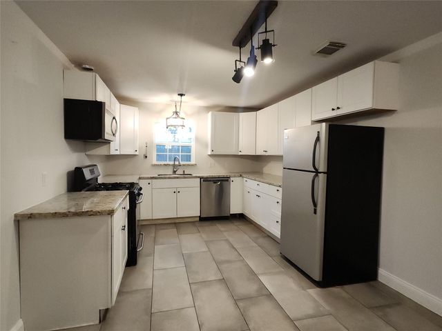 5231 Balkin Street, Houston, TX 77021