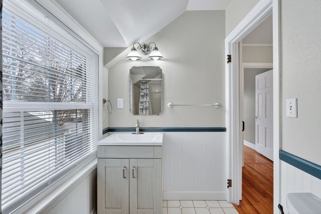 617 Ashworth Road, West Des Moines, IA 50265