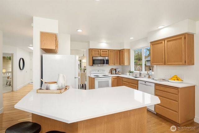 4549 329th Place SE, Fall City, WA 98024