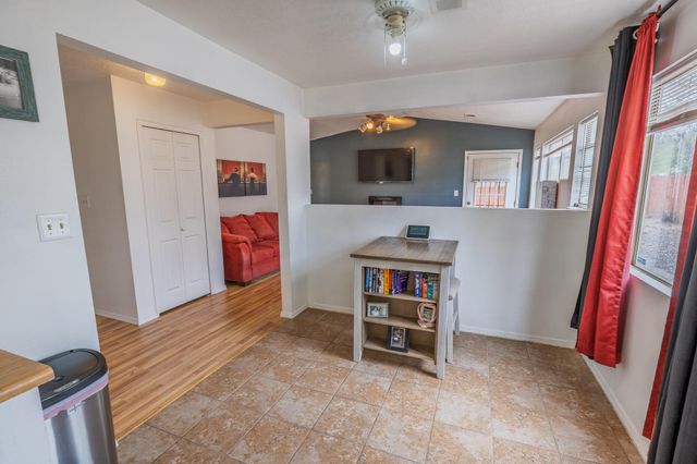 1800 Ira Drive NE, Rio Rancho, NM 87144