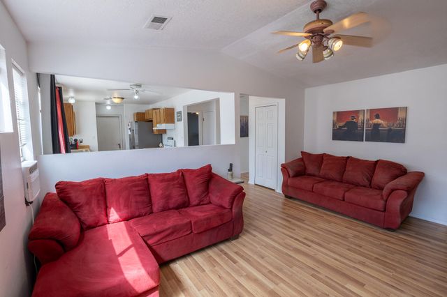 1800 Ira Drive NE, Rio Rancho, NM 87144