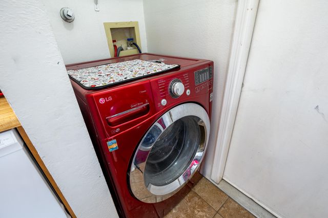 1800 Ira Drive NE, Rio Rancho, NM 87144
