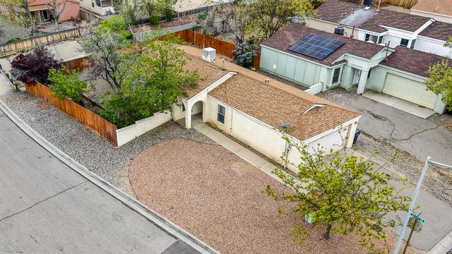 1800 Ira Drive NE, Rio Rancho, NM 87144