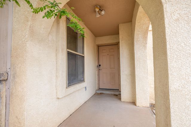 1800 Ira Drive NE, Rio Rancho, NM 87144