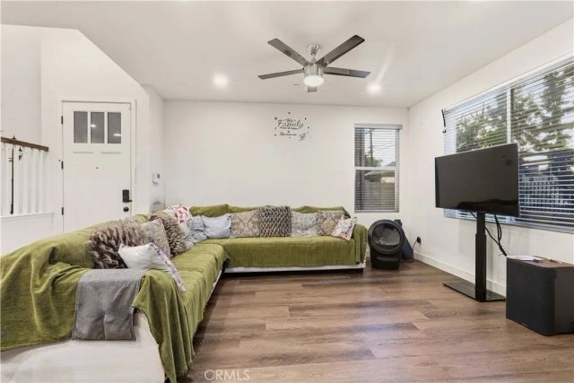 12845 W Hemingway, San Fernando, CA 91340