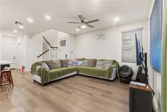 12845 W Hemingway, San Fernando, CA 91340