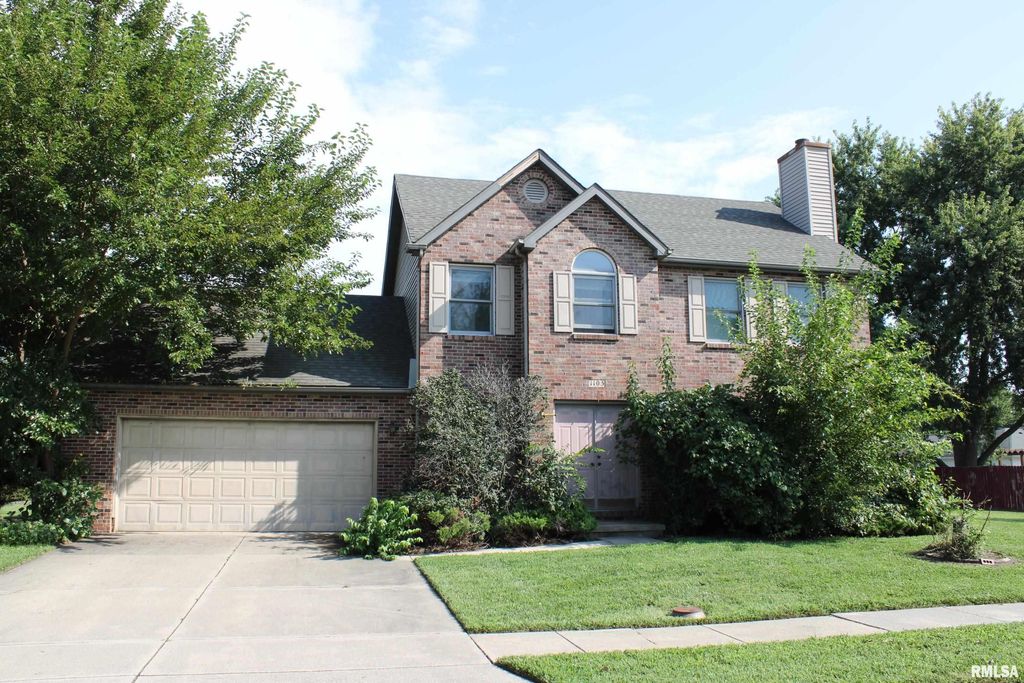 1105 CHRISTOPHER Lane, Springfield, IL 62712
