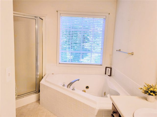 2000 Ridgeview Lane, Seneca, SC 29678
