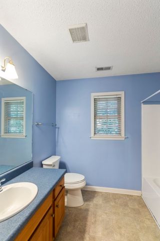 2000 Ridgeview Lane, Seneca, SC 29678