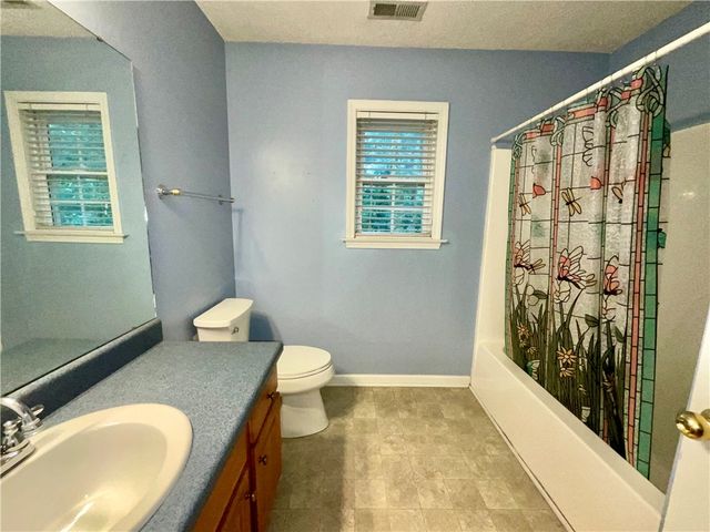 2000 Ridgeview Lane, Seneca, SC 29678