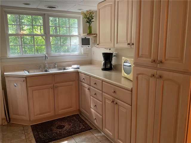 2000 Ridgeview Lane, Seneca, SC 29678