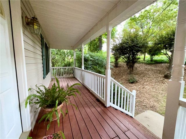 2000 Ridgeview Lane, Seneca, SC 29678