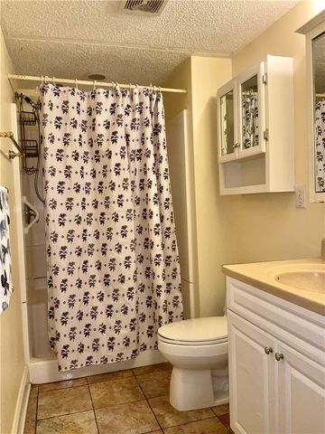 2000 Ridgeview Lane, Seneca, SC 29678