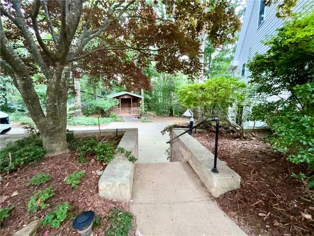 2000 Ridgeview Lane, Seneca, SC 29678