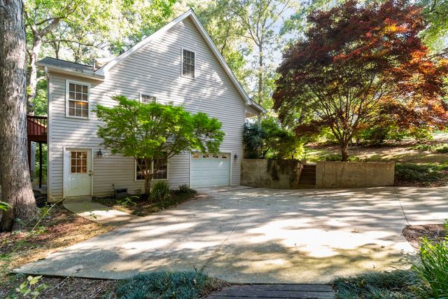 2000 Ridgeview Lane, Seneca, SC 29678