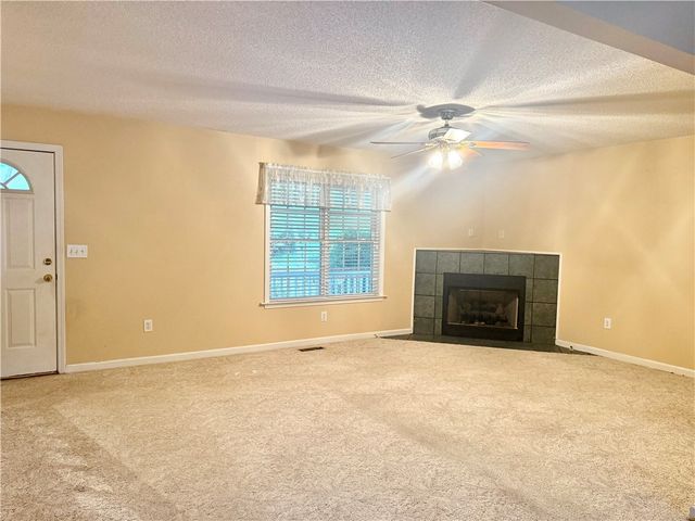 2000 Ridgeview Lane, Seneca, SC 29678