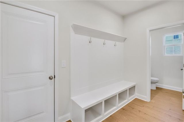 5752 Tillman Way, Powder Springs, GA 30127