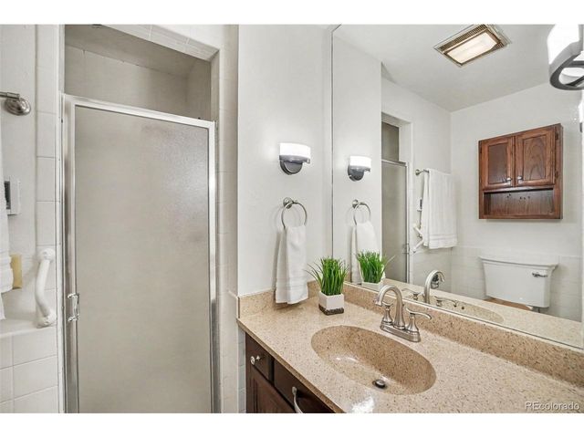 8550 W 10th Ave, Lakewood, CO 80215