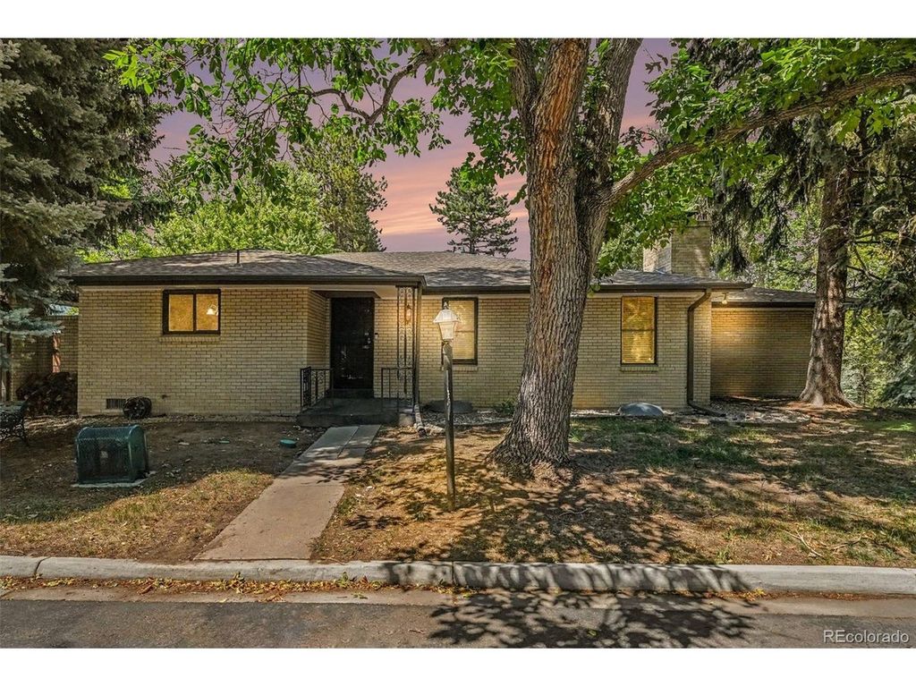 8550 W 10th Ave, Lakewood, CO 80215