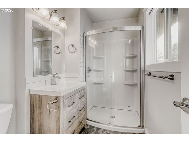 13405 Sw PARKWAY, Beaverton, OR 97005