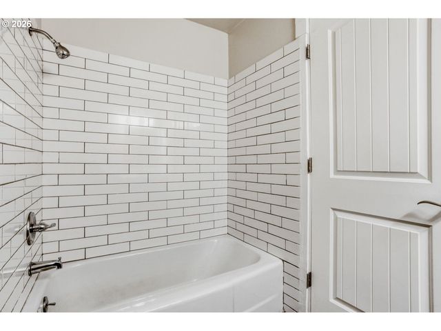 13405 Sw PARKWAY, Beaverton, OR 97005