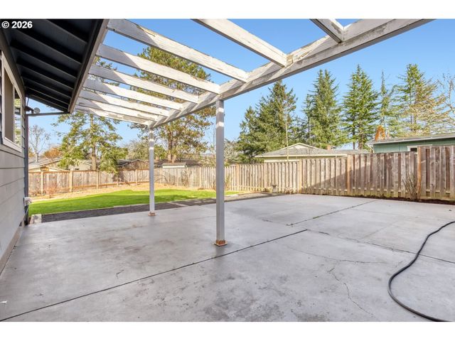 13405 Sw PARKWAY, Beaverton, OR 97005