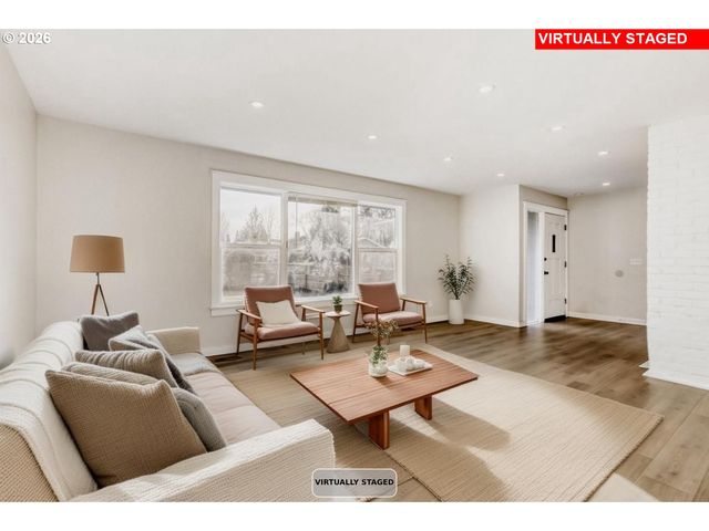 13405 Sw PARKWAY, Beaverton, OR 97005