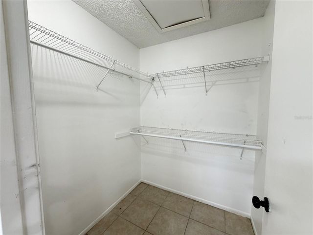 5427 CEDAR LANE, Orlando, FL 32811