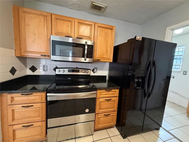 5427 CEDAR LANE, Orlando, FL 32811