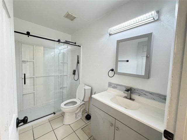 5427 CEDAR LANE, Orlando, FL 32811