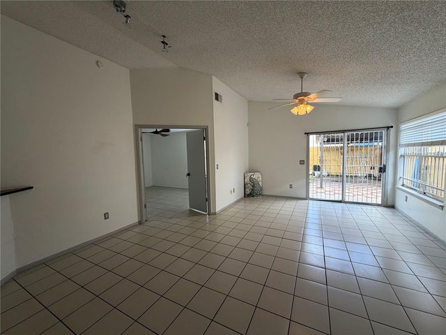 5427 CEDAR LANE, Orlando, FL 32811