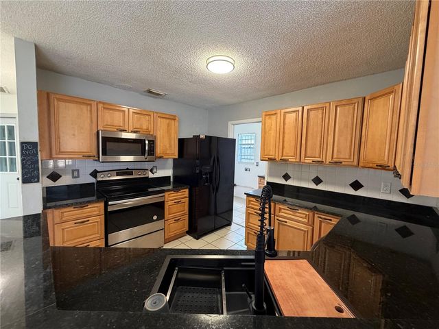 5427 CEDAR LANE, Orlando, FL 32811