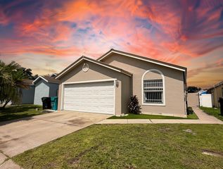 5427 CEDAR LANE, Orlando, FL 32811