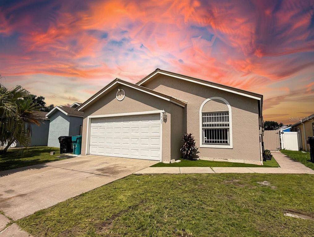 5427 CEDAR LANE, Orlando, FL 32811