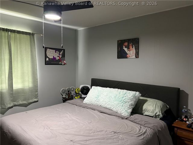 109 Brown Street, Mason, WV 25260