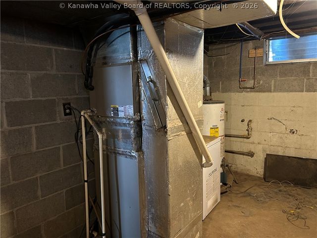 109 Brown Street, Mason, WV 25260