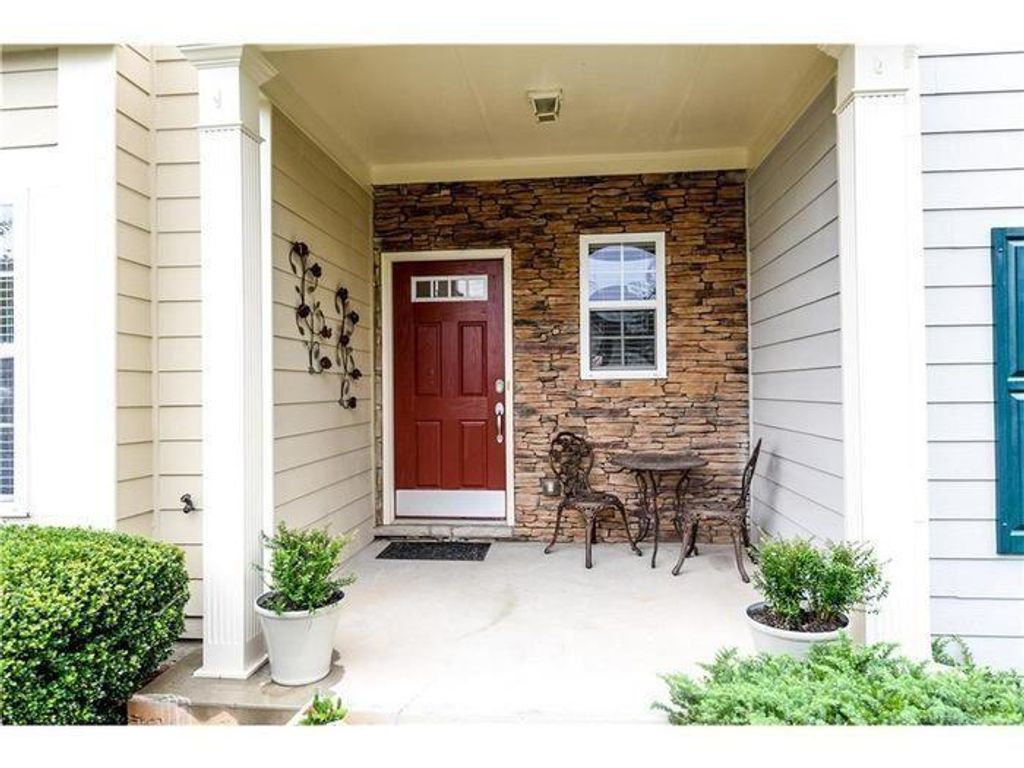 2657 CEDAR Drive, Lawrenceville, GA 30043