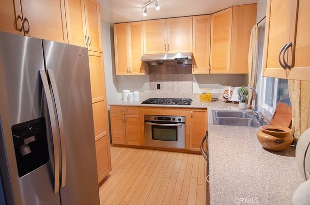 469 S Catalina Avenue, Pasadena, CA 91106