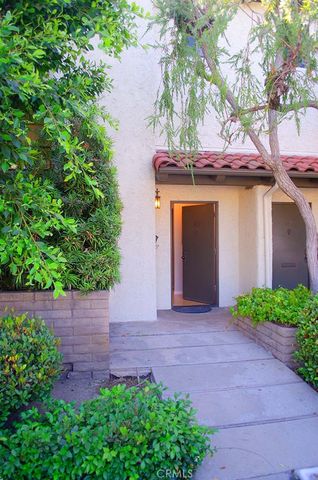 469 S Catalina Avenue, Pasadena, CA 91106