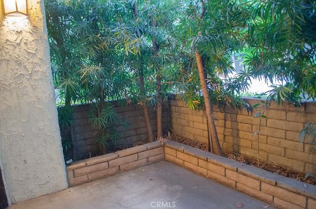469 S Catalina Avenue, Pasadena, CA 91106