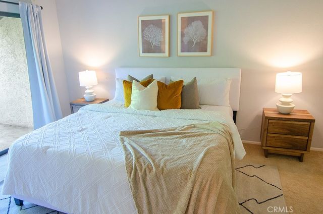 469 S Catalina Avenue, Pasadena, CA 91106