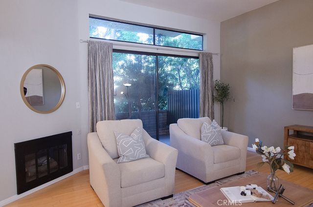 469 S Catalina Avenue, Pasadena, CA 91106
