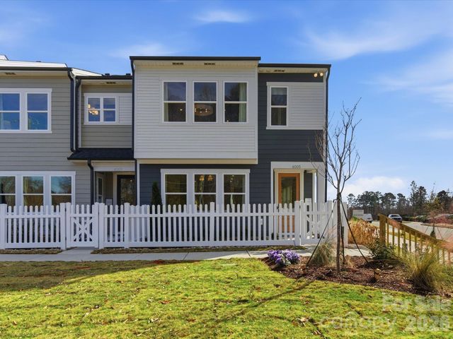 7117 Archimedes Lane, Charlotte, NC 28216